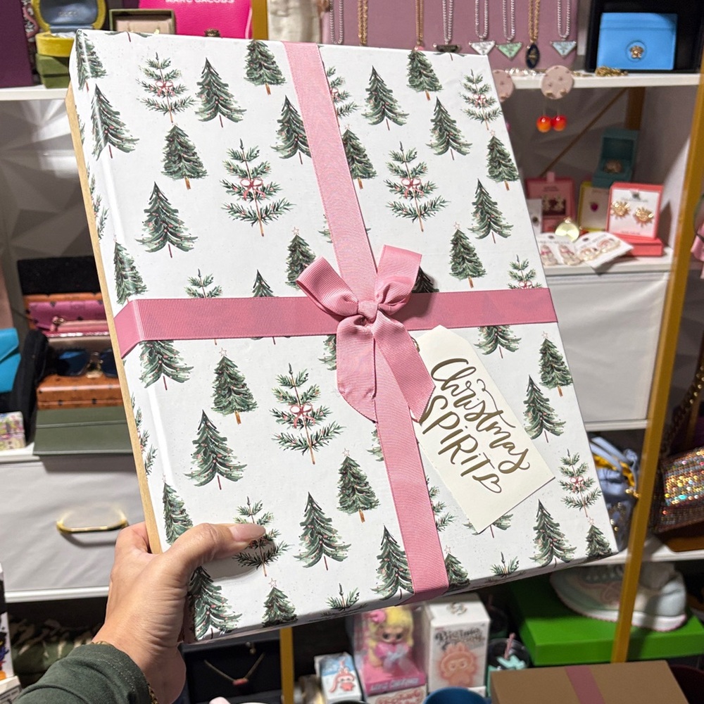 Christmas Spirit Gift Box with Pink Ribbon